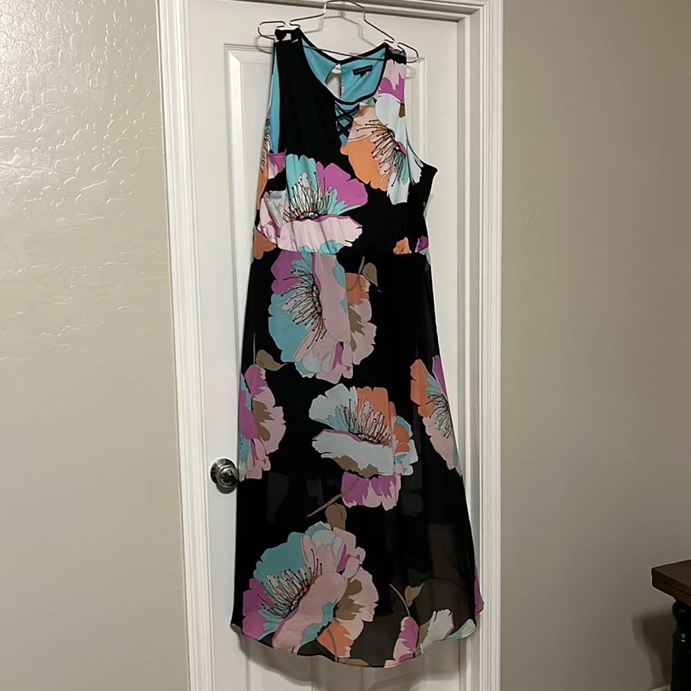 SIZE 22 LANE BRYANT FLORAL DRESS LANE BRYANT DRESS LANE BRYANT SLEEVELESS DRESS